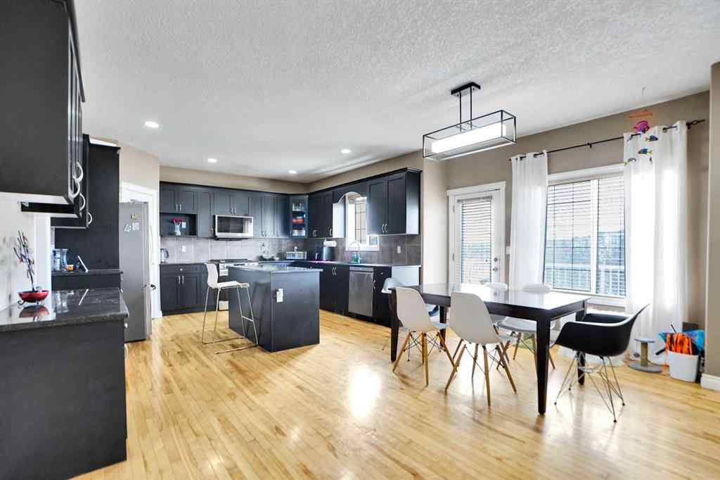 MLS® A2267313 - 1065 Channelside Drive SW in Canals Airdrie, Residential