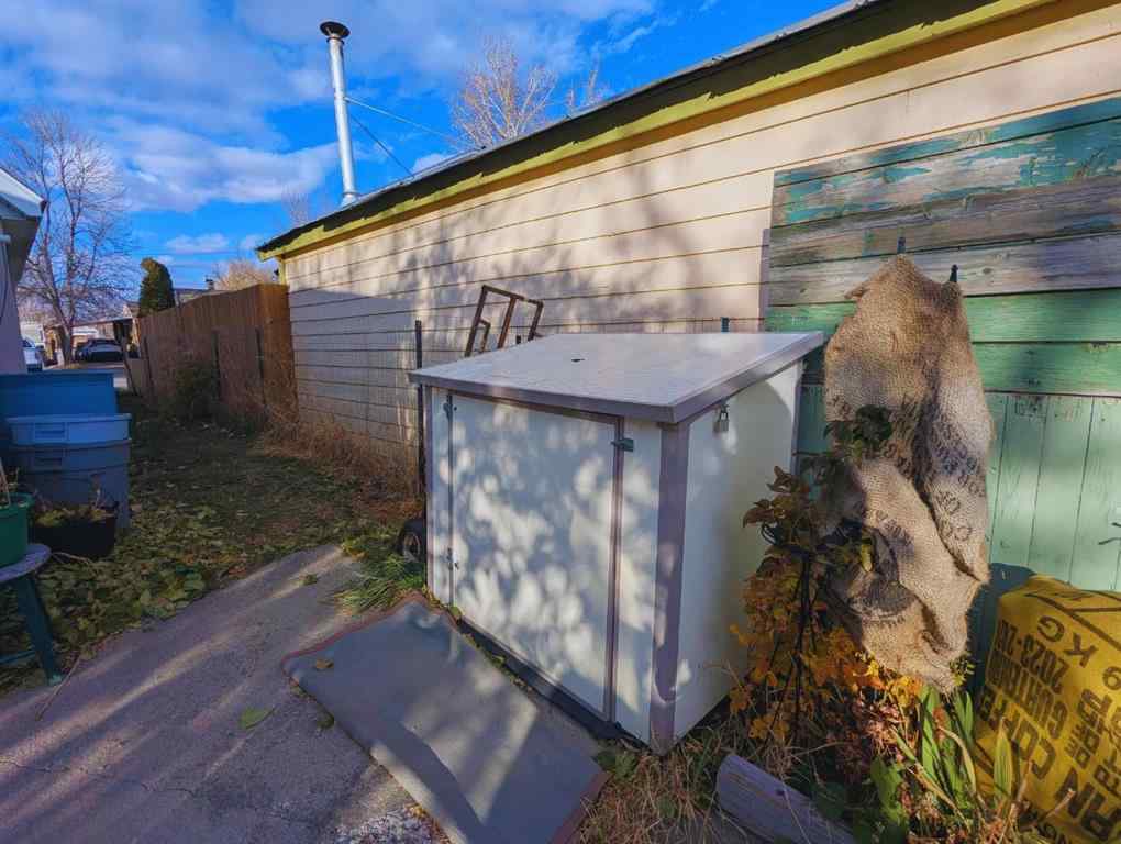 MLS® A2267316 - 119 47 Avenue W in NONE Claresholm, Residential