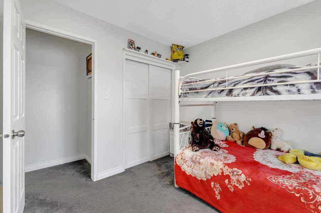 MLS® A2267317 - 459 Templevale Drive NE in Temple Calgary, Residential