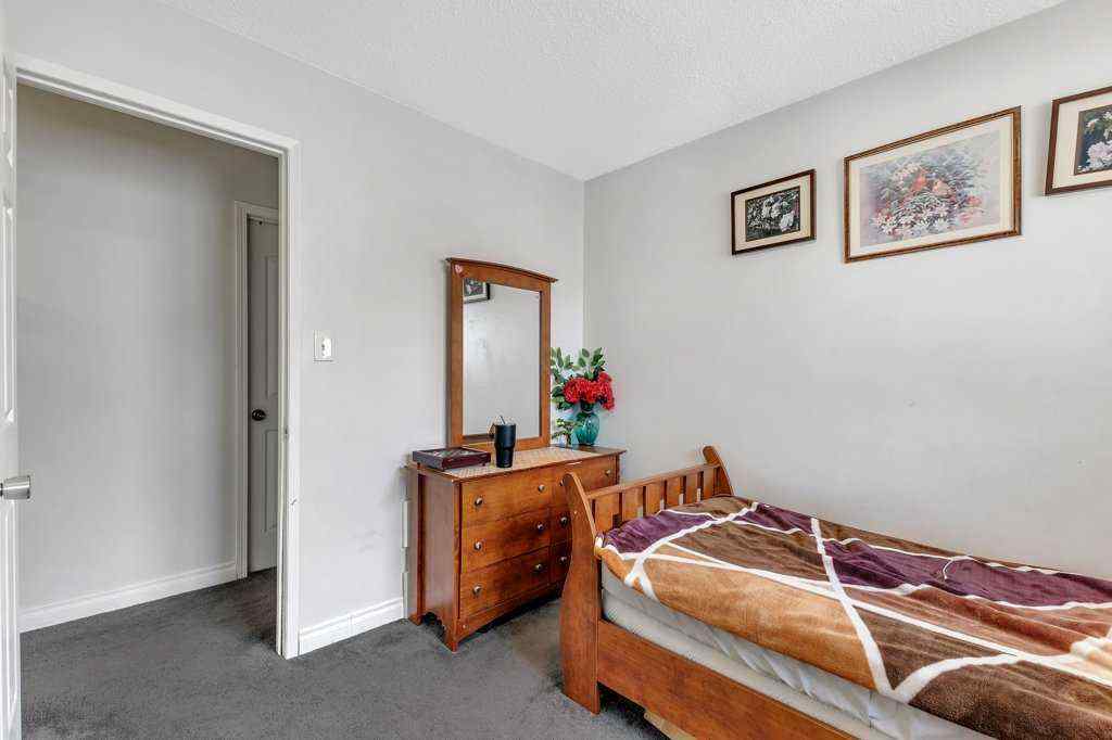 MLS® A2267317 - 459 Templevale Drive NE in Temple Calgary, Residential