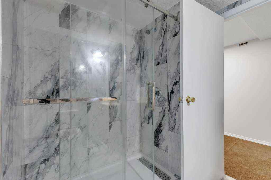 MLS® A2267317 - 459 Templevale Drive NE in Temple Calgary, Residential