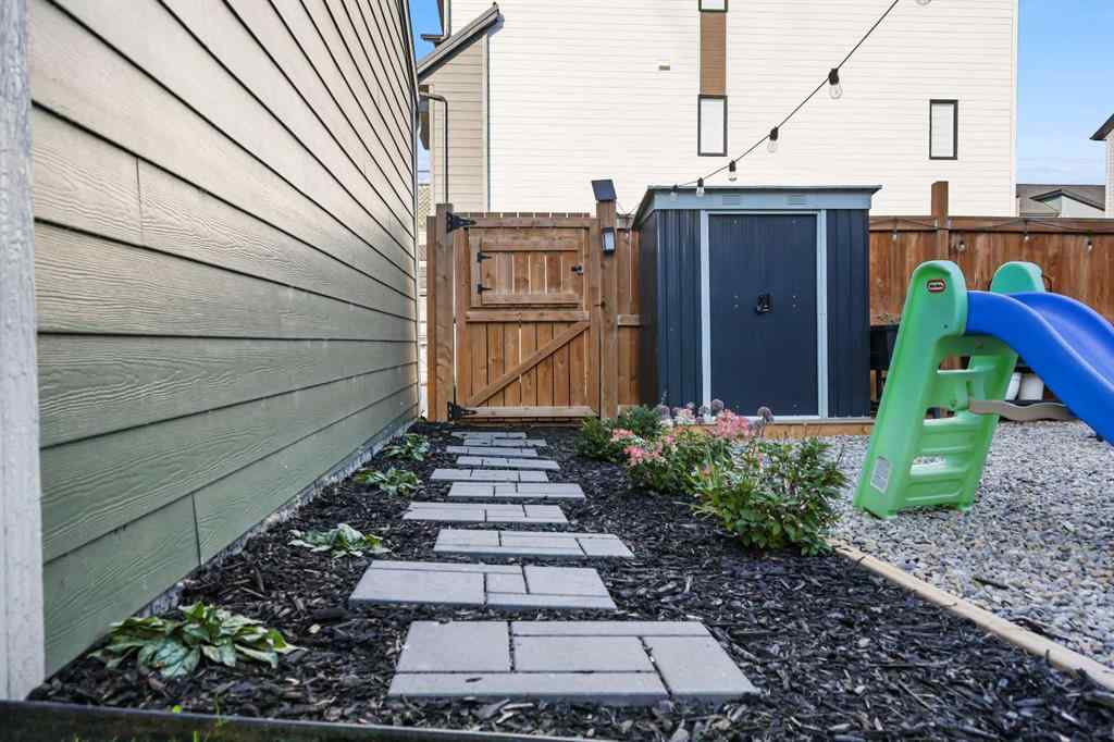 MLS® A2267318 - 59 Masters Manor SE in Mahogany Calgary, Residential