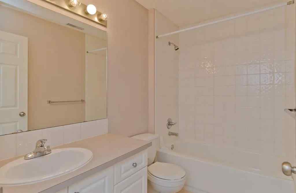 MLS® A2267320 - Unit #17 170 N Railway Street  in Heritage Okotoks Okotoks, Residential