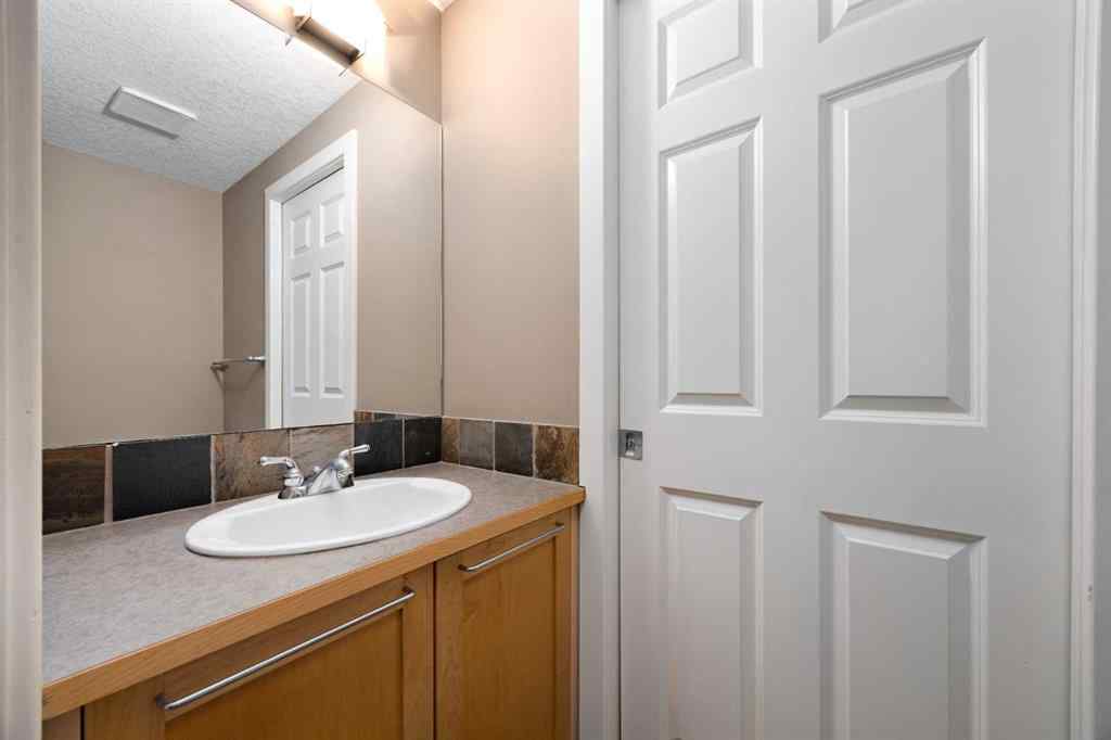 MLS® A2267323 - Unit #101 1505 27 Avenue SW in South Calgary Calgary, Residential