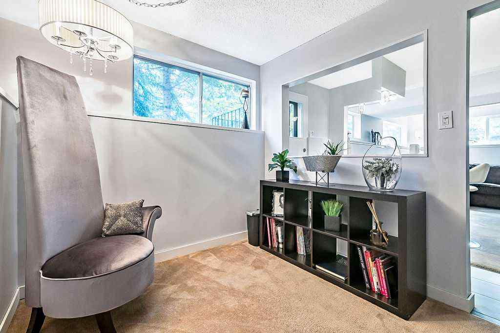 MLS® A2267325 - 5279 Dalcroft Crescent NW in Dalhousie Calgary, Residential