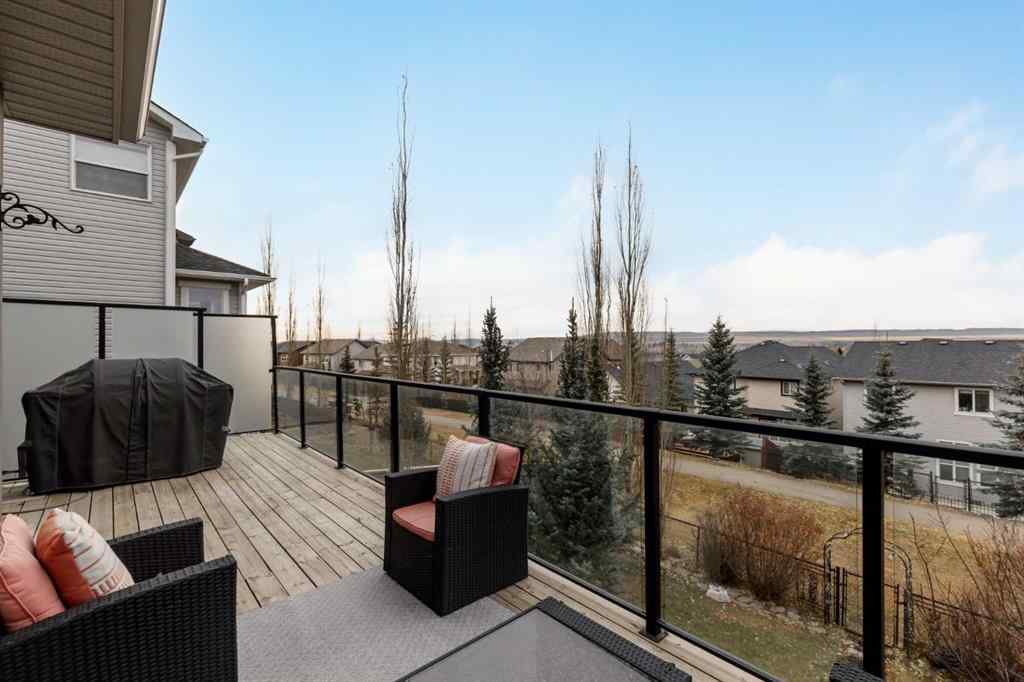 MLS® A2267329 - 40 Heritage Hill  in Heritage Hills Cochrane, Residential