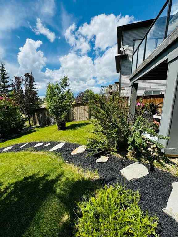 MLS® A2267329 - 40 Heritage Hill  in Heritage Hills Cochrane, Residential