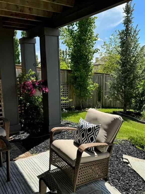 MLS® A2267329 - 40 Heritage Hill  in Heritage Hills Cochrane, Residential