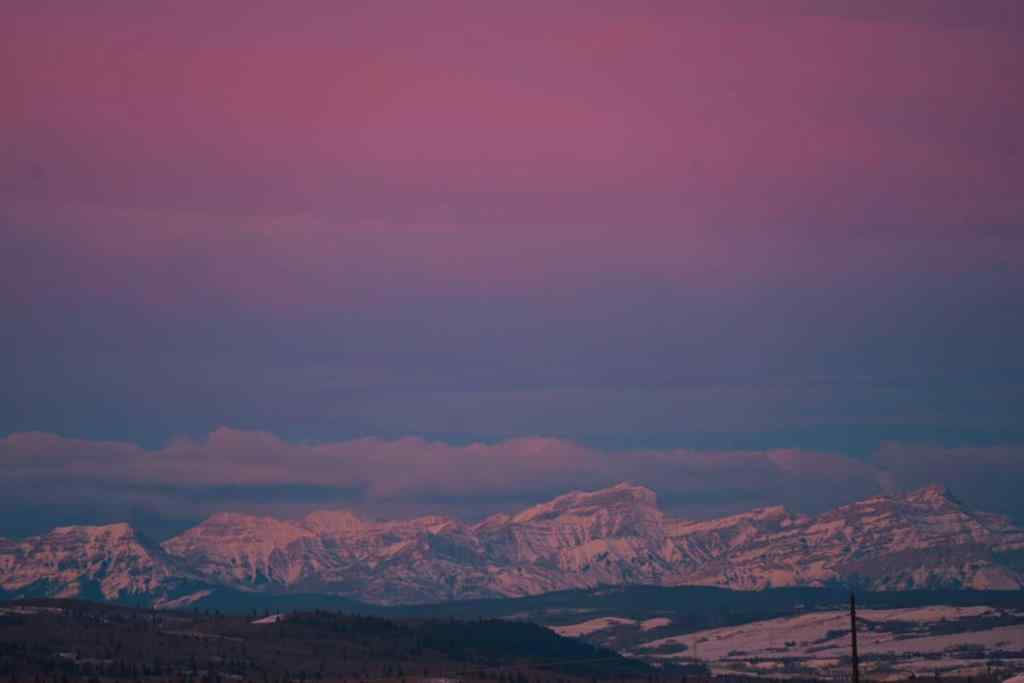 MLS® A2267329 - 40 Heritage Hill  in Heritage Hills Cochrane, Residential