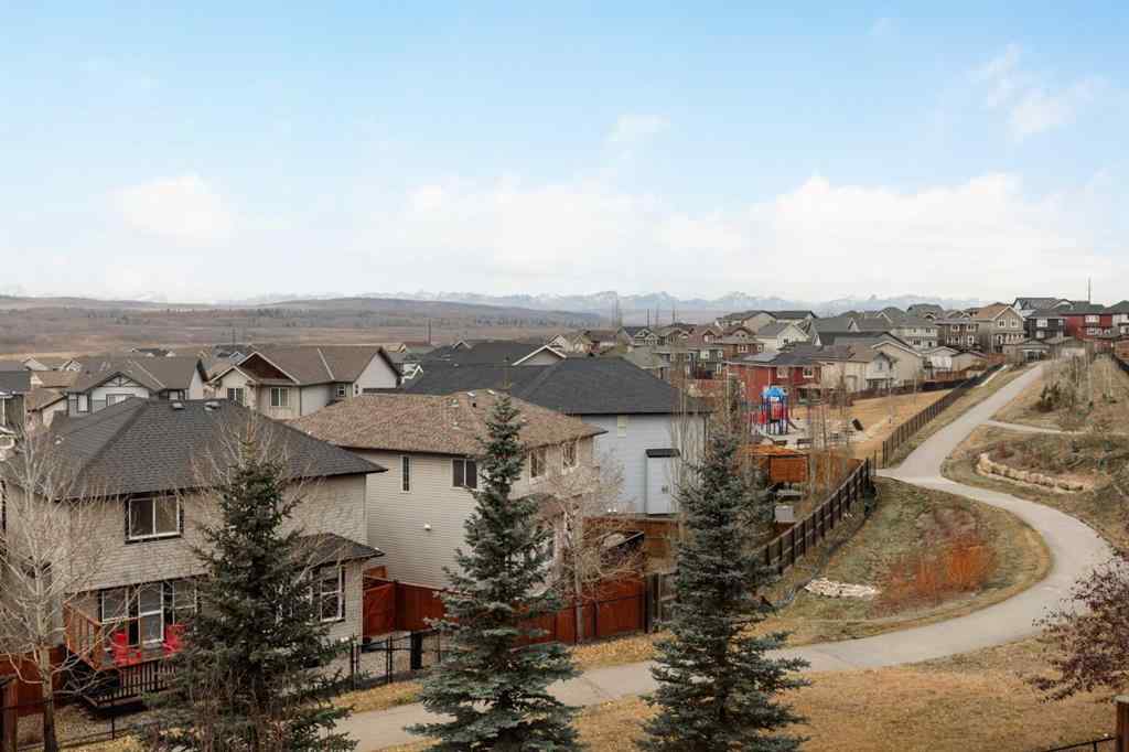MLS® A2267329 - 40 Heritage Hill  in Heritage Hills Cochrane, Residential
