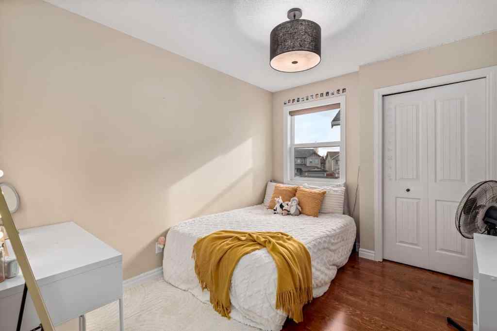 MLS® A2267329 - 40 Heritage Hill  in Heritage Hills Cochrane, Residential