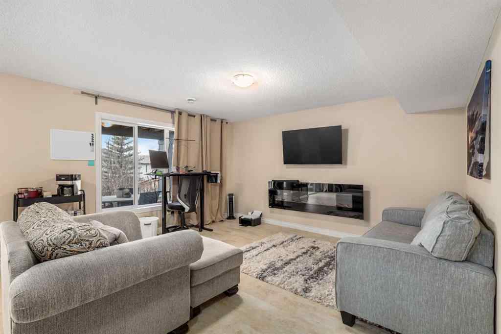 MLS® A2267329 - 40 Heritage Hill  in Heritage Hills Cochrane, Residential