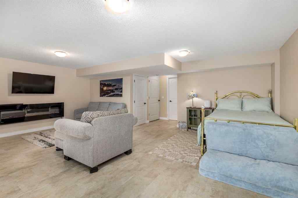 MLS® A2267329 - 40 Heritage Hill  in Heritage Hills Cochrane, Residential
