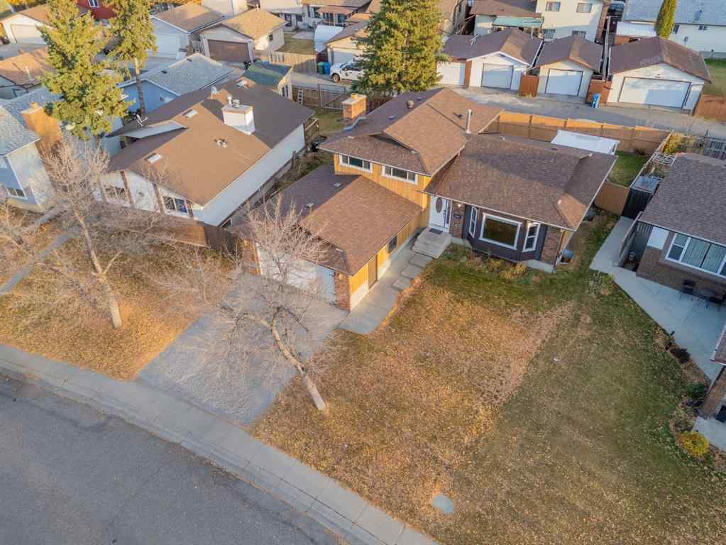 MLS® A2267332 - 80 Templewood Road NE in Temple Calgary, Residential