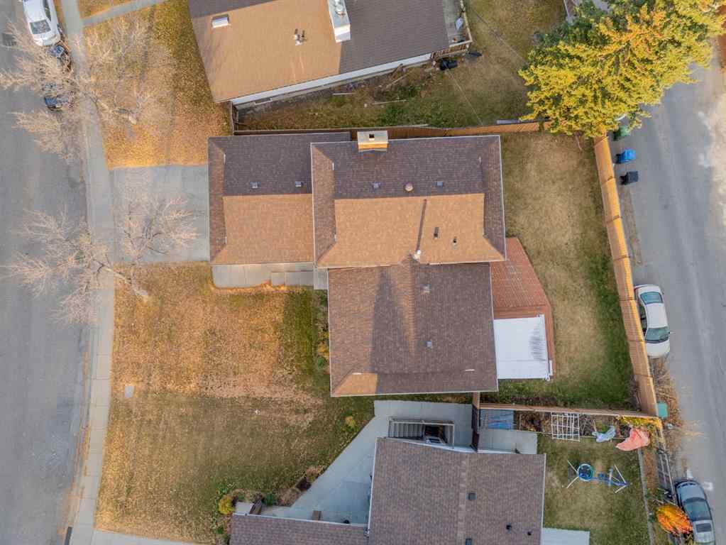 MLS® A2267332 - 80 Templewood Road NE in Temple Calgary, Residential