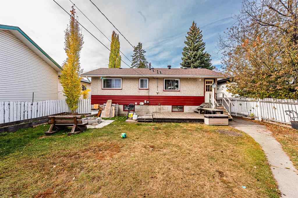 MLS® A2267336 - 4524 73 Street NW in Bowness Calgary, Residential