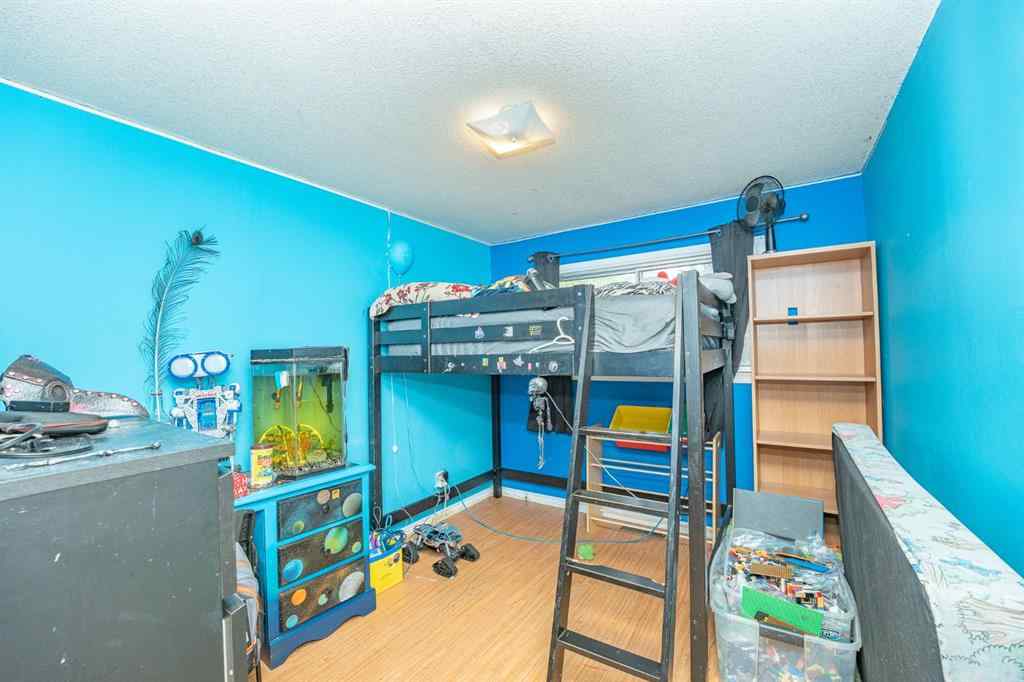 MLS® A2267336 - 4524 73 Street NW in Bowness Calgary, Residential