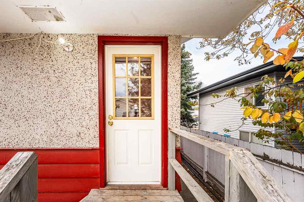 MLS® A2267336 - 4524 73 Street NW in Bowness Calgary, Residential