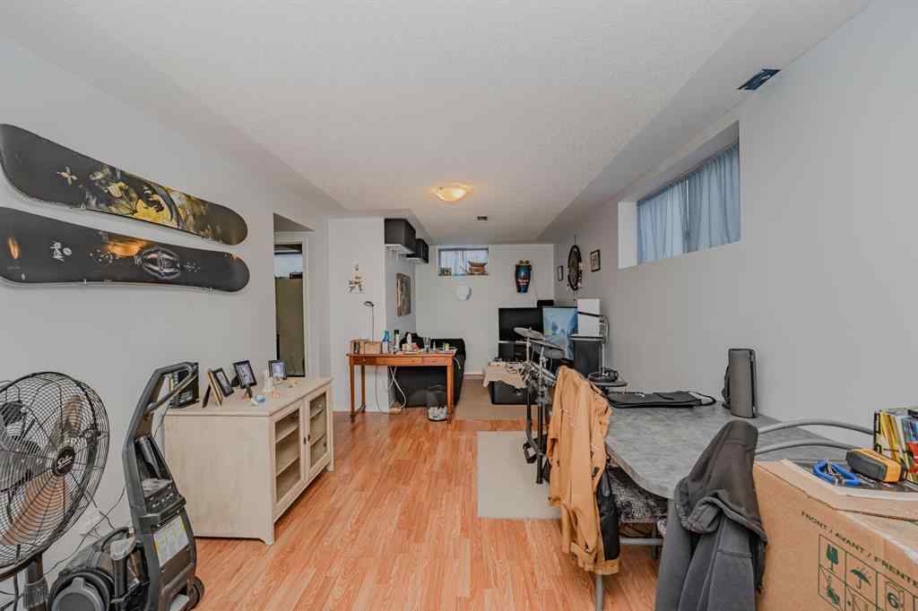 MLS® A2267336 - 4524 73 Street NW in Bowness Calgary, Residential
