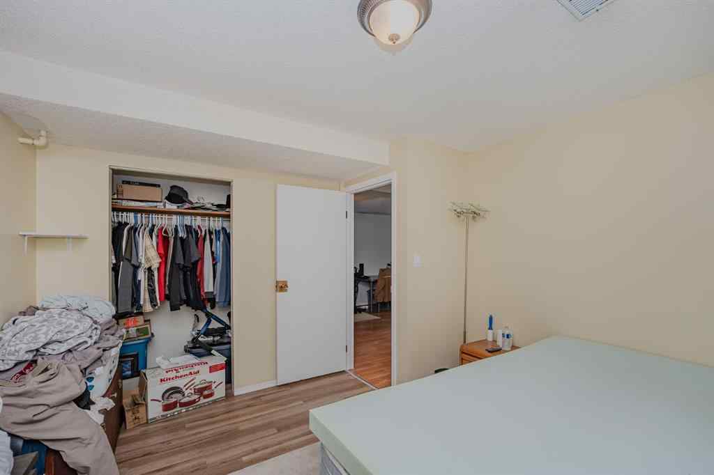 MLS® A2267336 - 4524 73 Street NW in Bowness Calgary, Residential