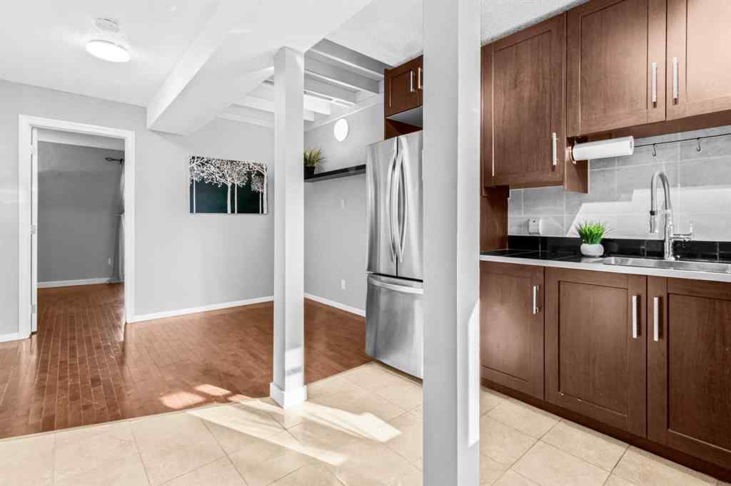 MLS® A2267338 - Unit #8 3726 Centre Street NE in Highland Park Calgary, Residential
