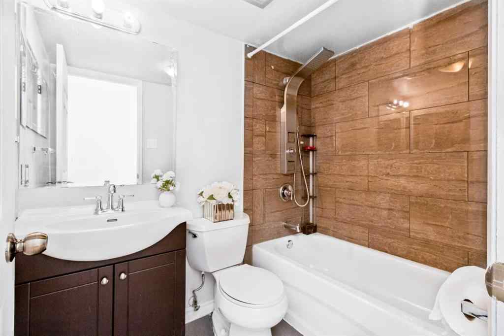 MLS® A2267338 - Unit #8 3726 Centre Street NE in Highland Park Calgary, Residential