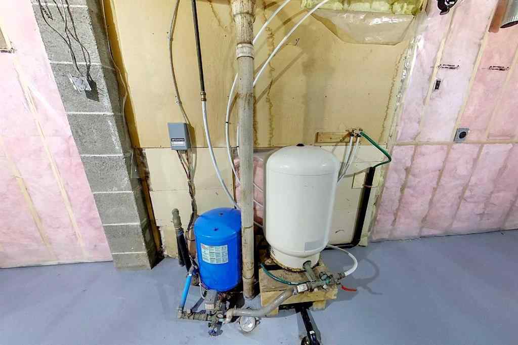 MLS® A2267339 - 5309 Valley Road Street  in Robb Robb, Residential