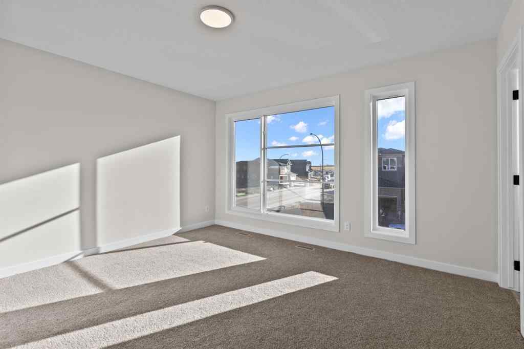 MLS® A2267340 - 476 Lewiston Landing NE in Lewisburg Calgary, Residential