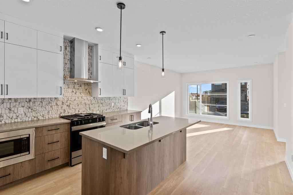 MLS® A2267340 - 476 Lewiston Landing NE in Lewisburg Calgary, Residential