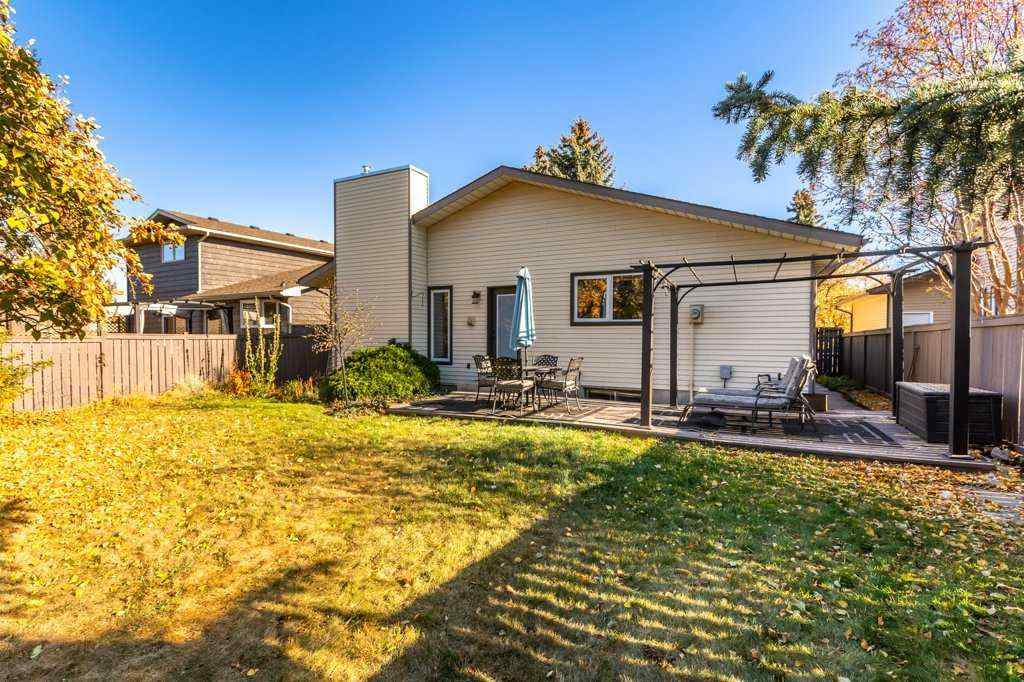 MLS® A2267342 - 11 Bernard Place NW in Beddington Heights Calgary, Residential