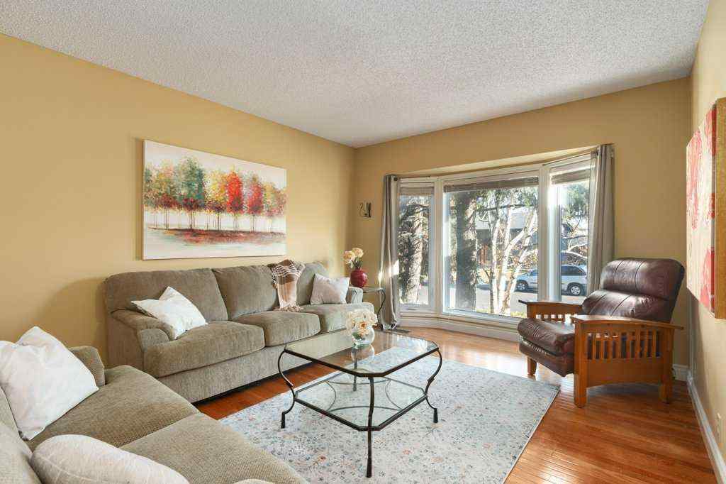 MLS® A2267342 - 11 Bernard Place NW in Beddington Heights Calgary, Residential