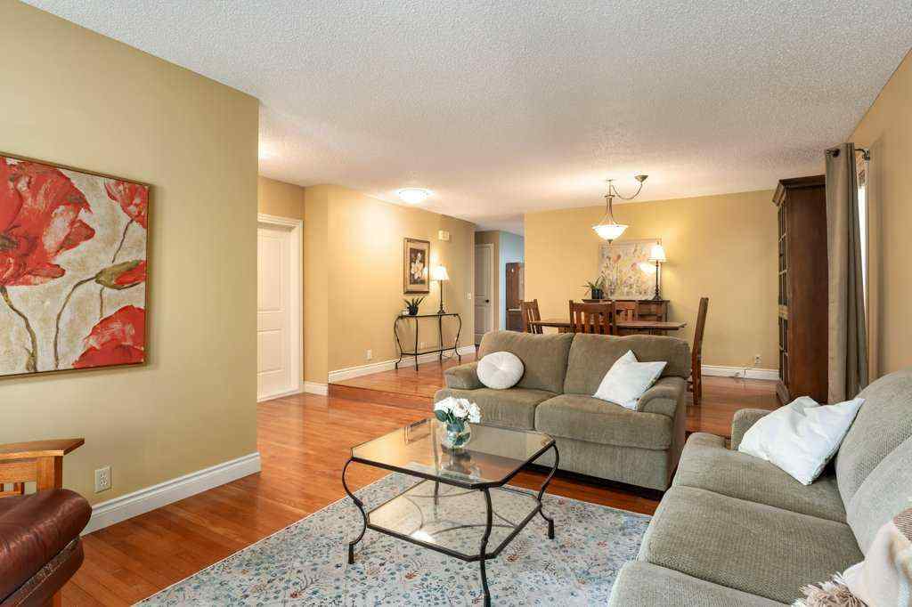 MLS® A2267342 - 11 Bernard Place NW in Beddington Heights Calgary, Residential