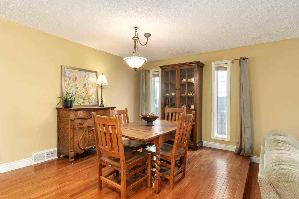 MLS® A2267342 - 11 Bernard Place NW in Beddington Heights Calgary, Residential