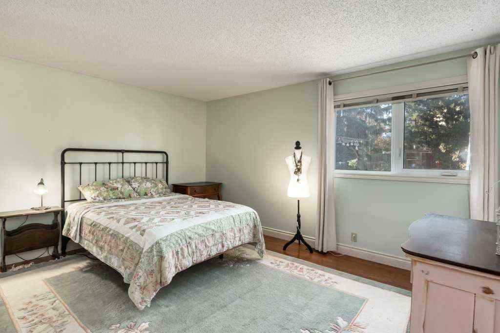 MLS® A2267342 - 11 Bernard Place NW in Beddington Heights Calgary, Residential