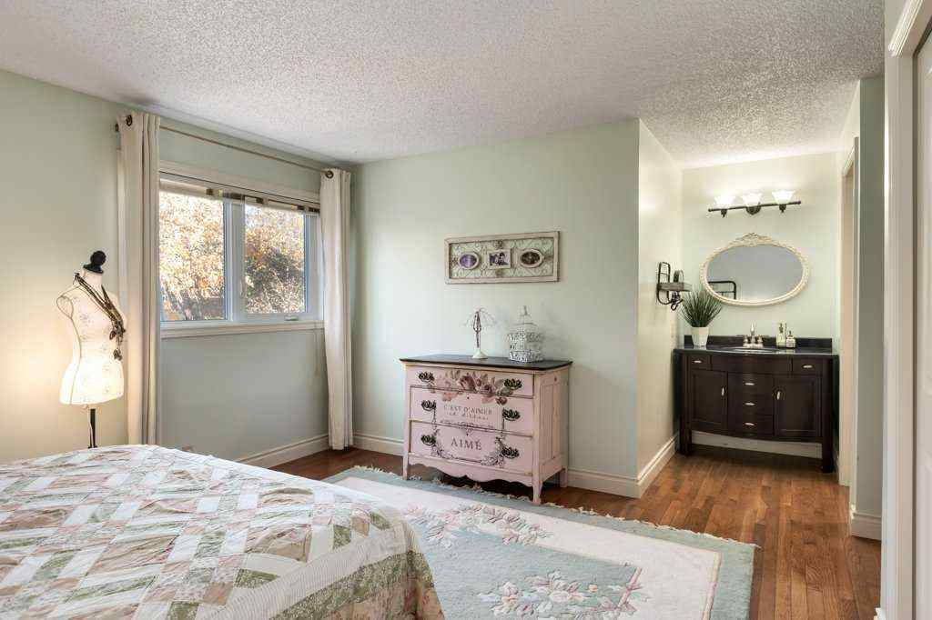 MLS® A2267342 - 11 Bernard Place NW in Beddington Heights Calgary, Residential