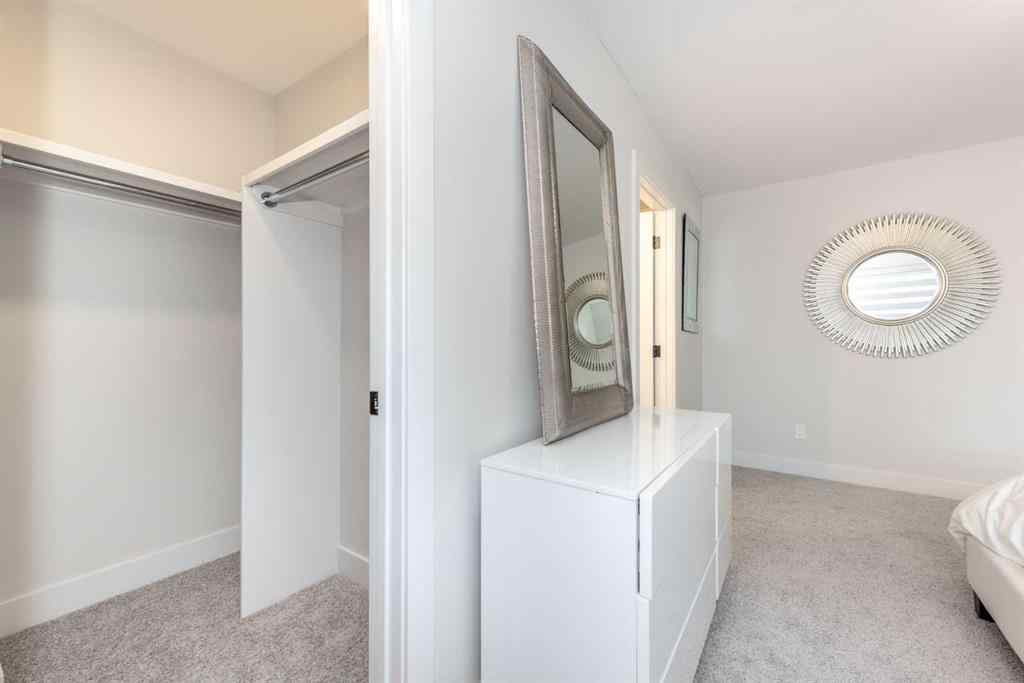 MLS® A2267343 - Unit #2 2635 1 Avenue  NW in West Hillhurst Calgary, Residential