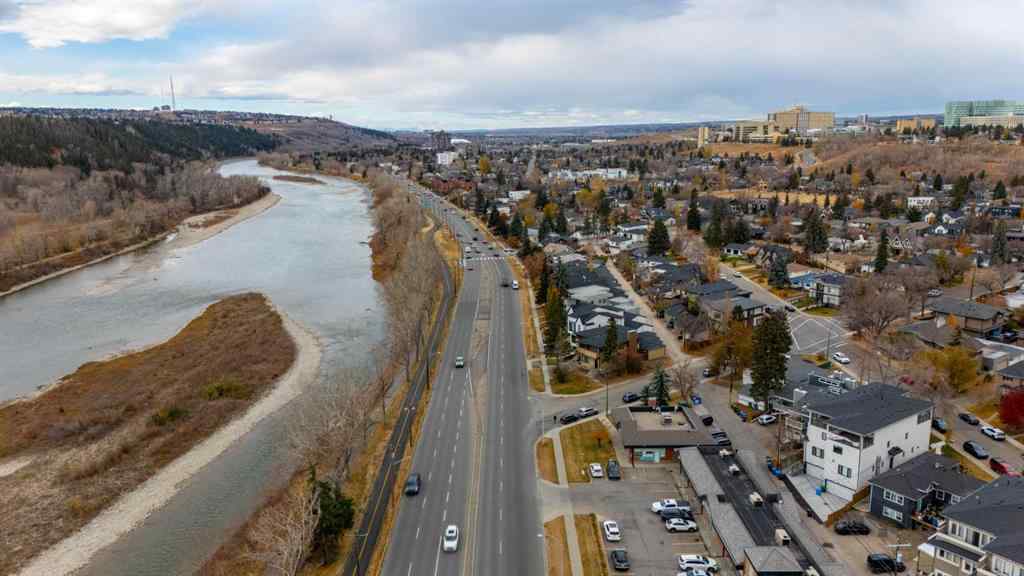 MLS® A2267343 - Unit #2 2635 1 Avenue  NW in West Hillhurst Calgary, Residential