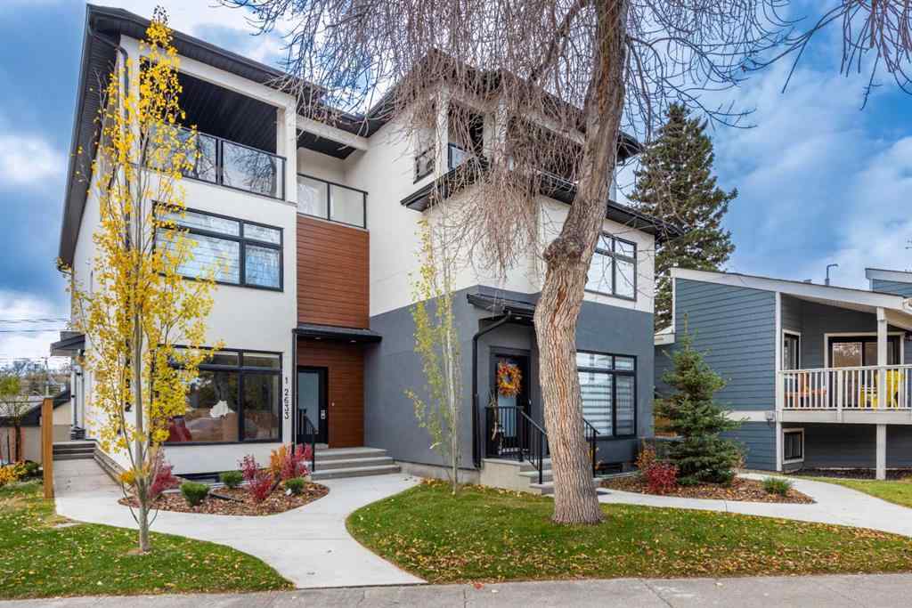 MLS® A2267343 - Unit #2 2635 1 Avenue  NW in West Hillhurst Calgary, Residential