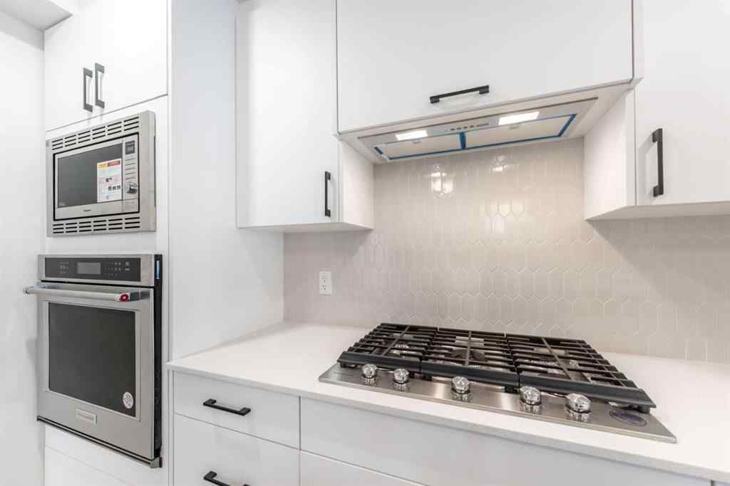 MLS® A2267343 - Unit #2 2635 1 Avenue  NW in West Hillhurst Calgary, Residential