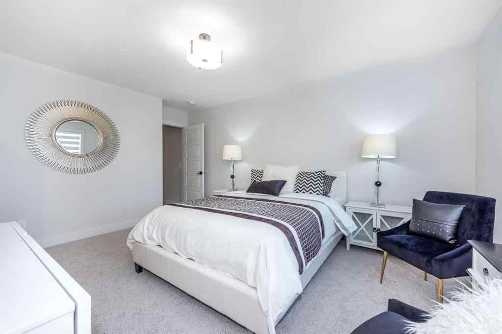 MLS® A2267343 - Unit #2 2635 1 Avenue  NW in West Hillhurst Calgary, Residential