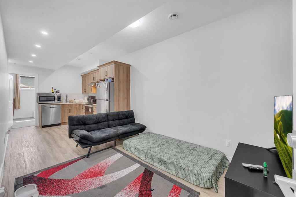 MLS® A2267346 - 165 Hotchkiss Way SE in Hotchkiss Calgary, Residential