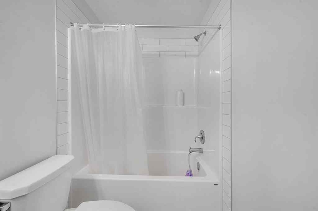 MLS® A2267346 - 165 Hotchkiss Way SE in Hotchkiss Calgary, Residential