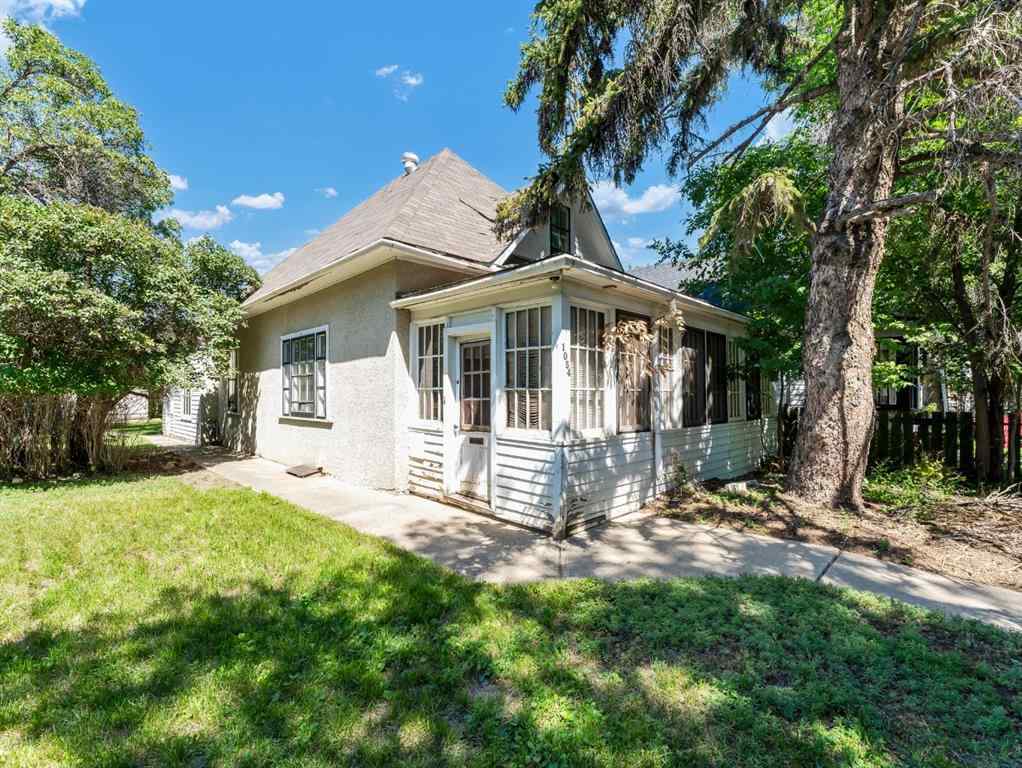 MLS&reg; # A2267347 - 1054 Yuill Street SE in River Flats Medicine Hat, Residential Open Houses