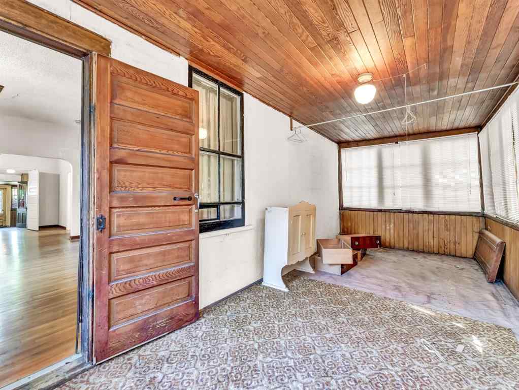 MLS&reg; # A2267347 - 1054 Yuill Street SE in River Flats Medicine Hat, Residential Open Houses