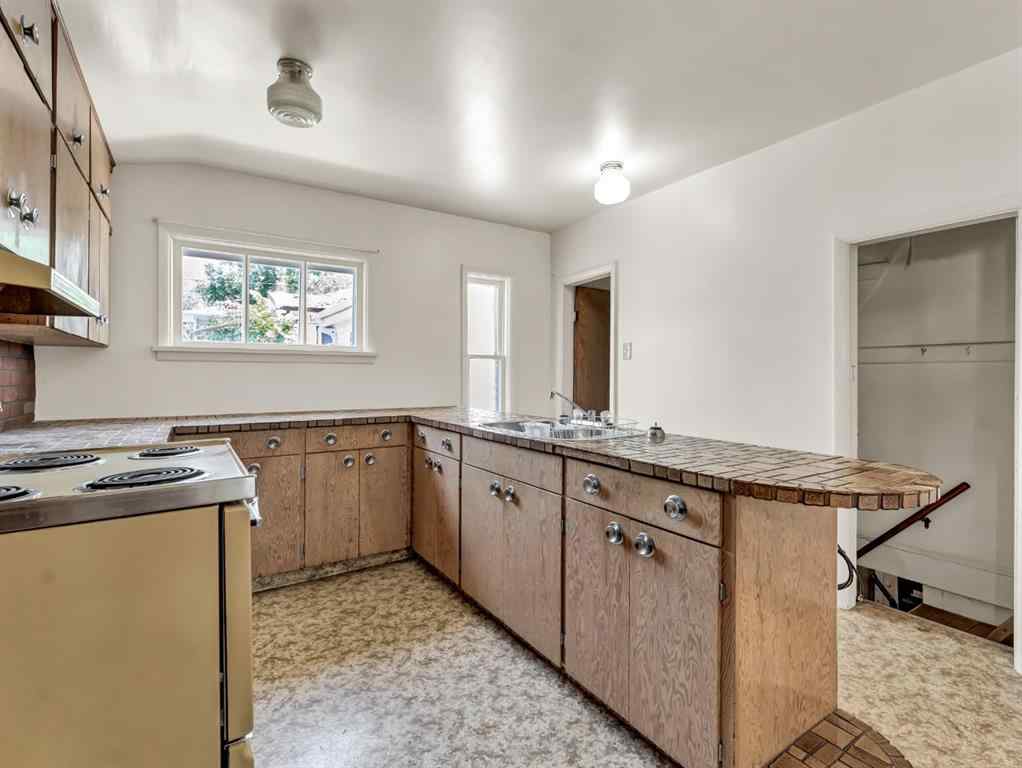 MLS&reg; # A2267347 - 1054 Yuill Street SE in River Flats Medicine Hat, Residential Open Houses