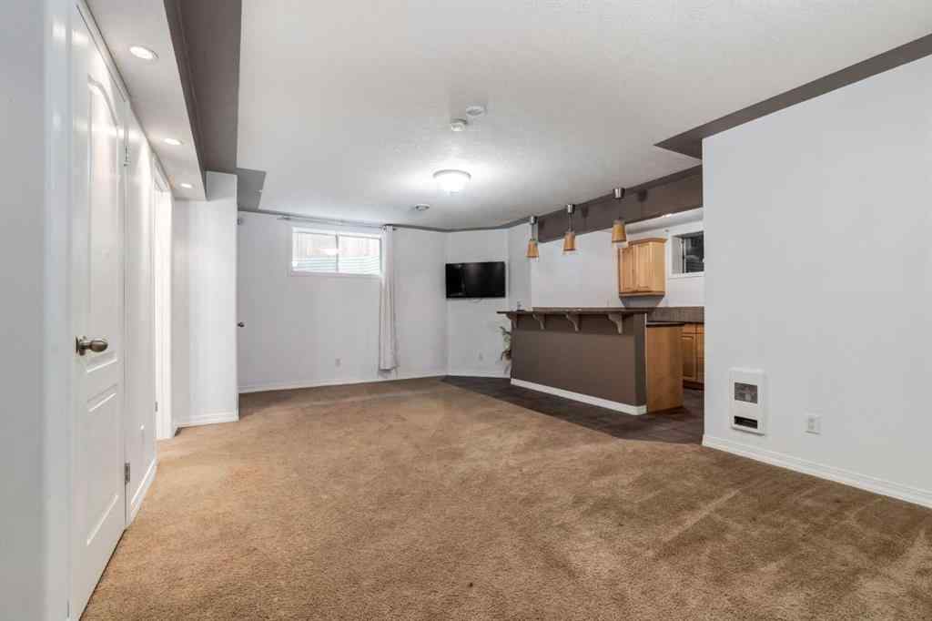 MLS® A2267348 - 255 Springmere Road  in Westmere Chestermere, Residential