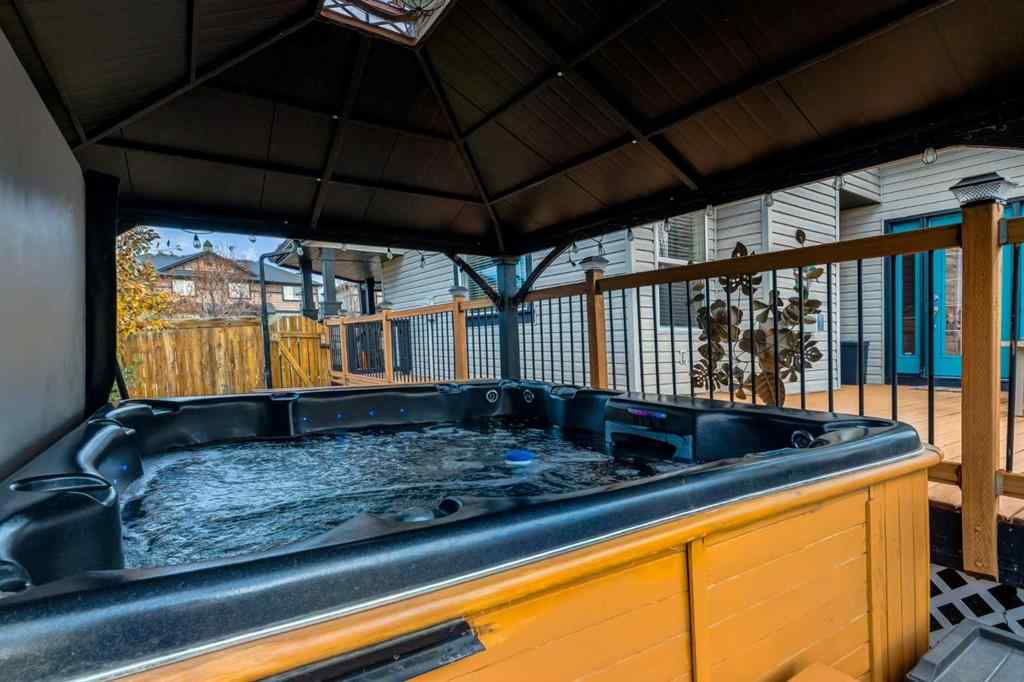 MLS® A2267348 - 255 Springmere Road  in Westmere Chestermere, Residential