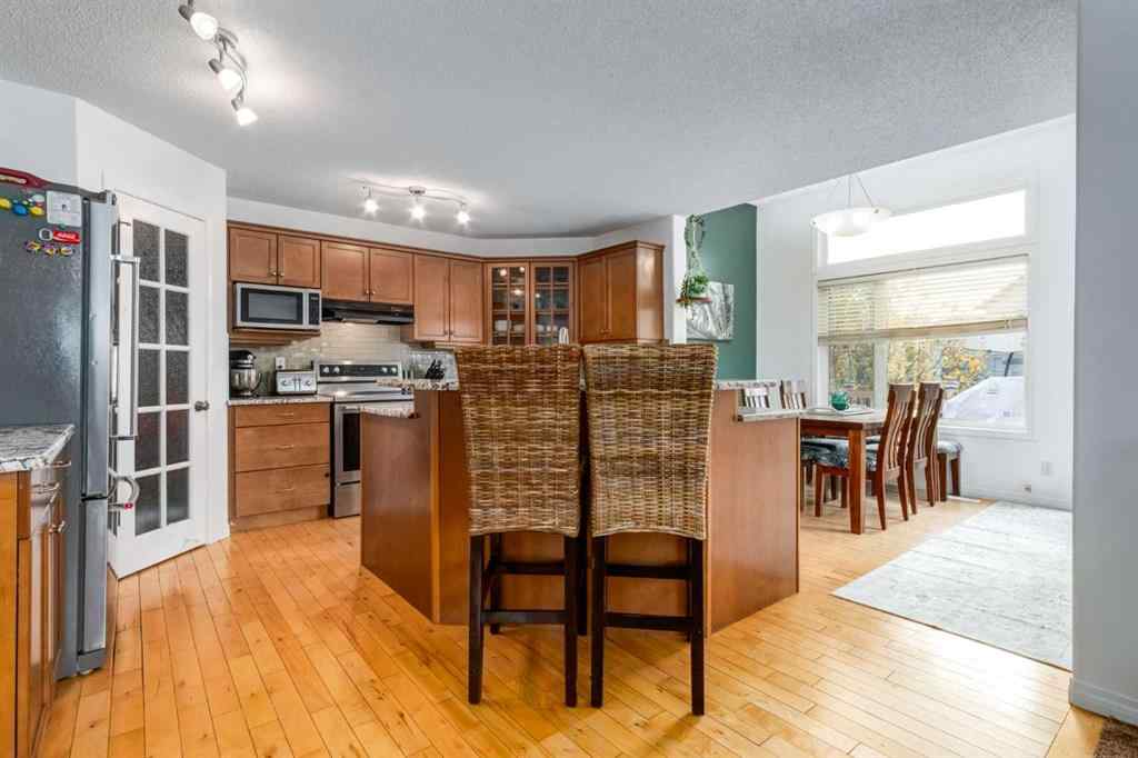 MLS® A2267348 - 255 Springmere Road  in Westmere Chestermere, Residential