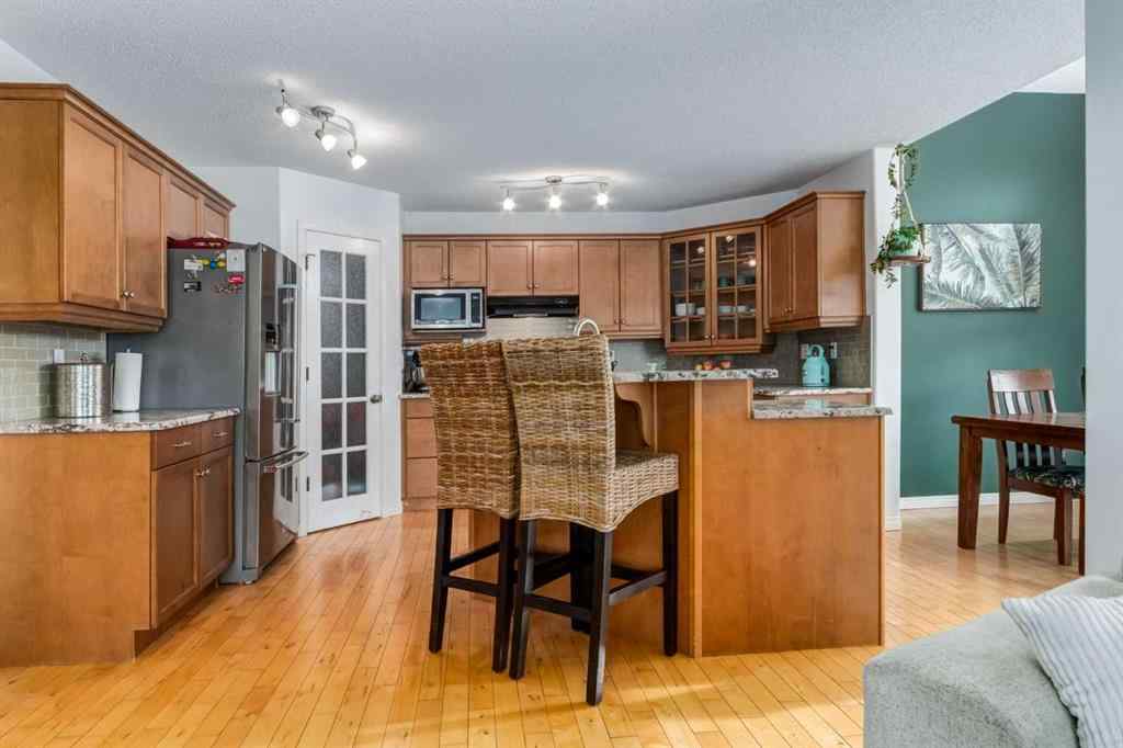 MLS® A2267348 - 255 Springmere Road  in Westmere Chestermere, Residential