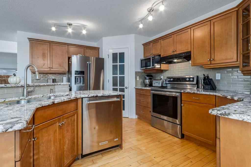 MLS® A2267348 - 255 Springmere Road  in Westmere Chestermere, Residential